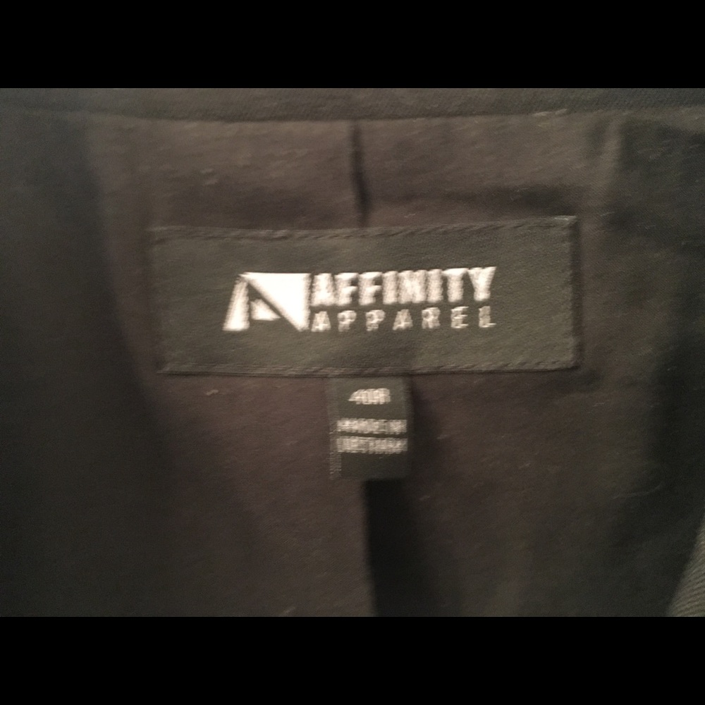 Suit jacket - Picture 2 of 4